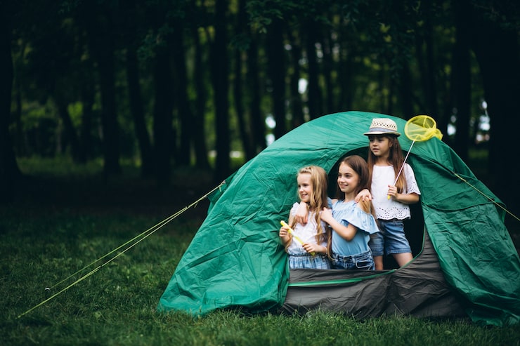 How to choose the right summer camp for your child